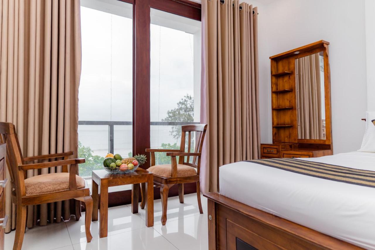 Hotel Centhara Beach Weligama Exterior foto