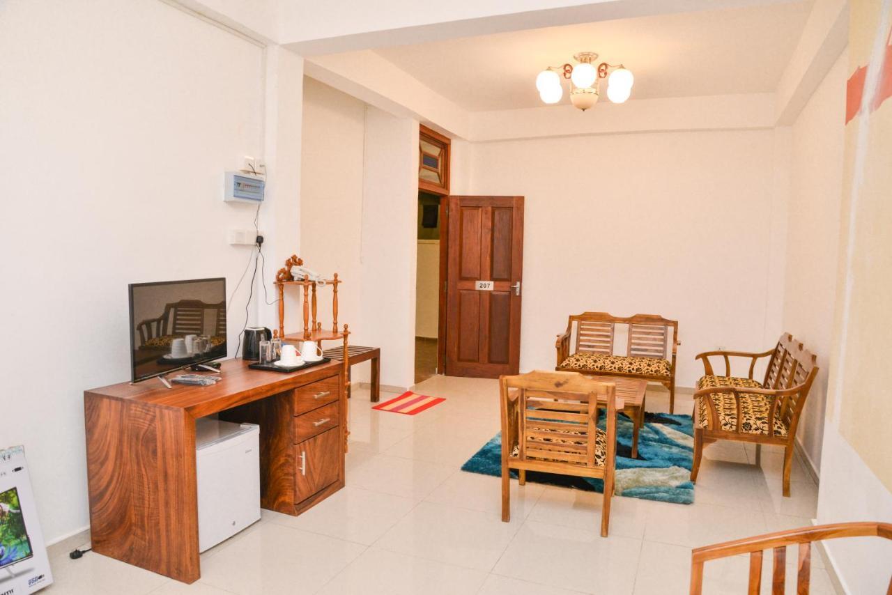 Hotel Centhara Beach Weligama Exterior foto